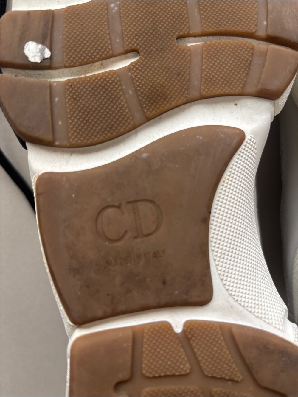 Dior B22 Pale Pink Grey Sneaker - Picture 6 of 10